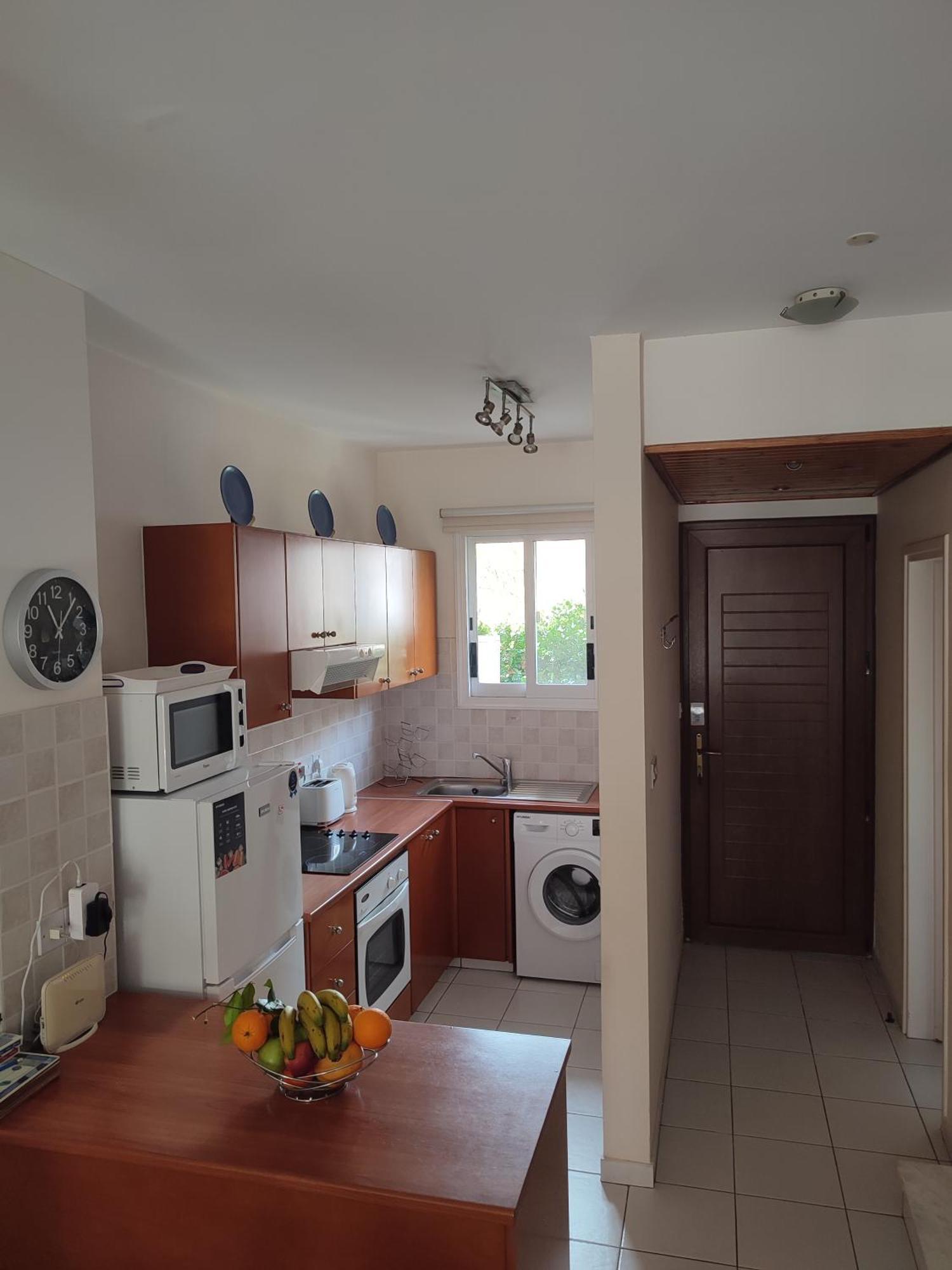 Aurora Townhouse - Complimentary Paphos Airport Transport Villa ภายนอก รูปภาพ
