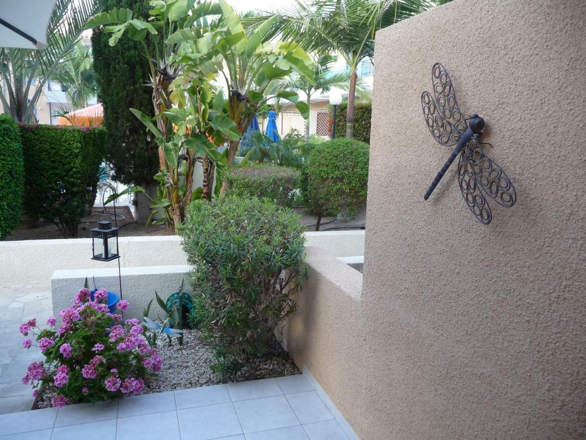 Aurora Townhouse - Complimentary Paphos Airport Transport Villa ภายนอก รูปภาพ